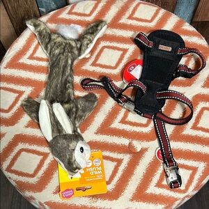 KONG Black and Red Harness with Gray Plush Toy